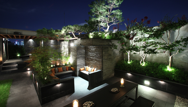 Certified nurse providing confinement care services – DeRAMA Seoul